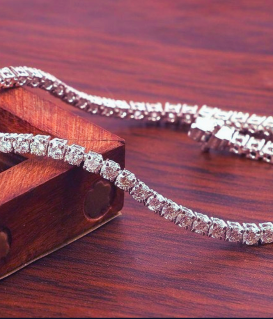 DIAMOND BRACELET